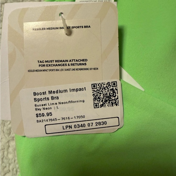 Fabletics Active Set Neon Green Boost High-Waisted 7/8 Legging Sports Bra - Picture 8 of 16